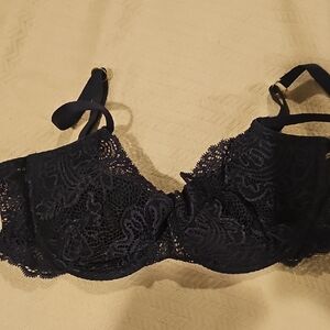 New Victoria Secret Bra Size 36C Elegant Black Lace Bra